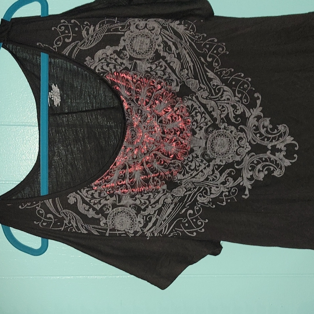Pre-,loved ,open shoulder top! Foil in tact still!